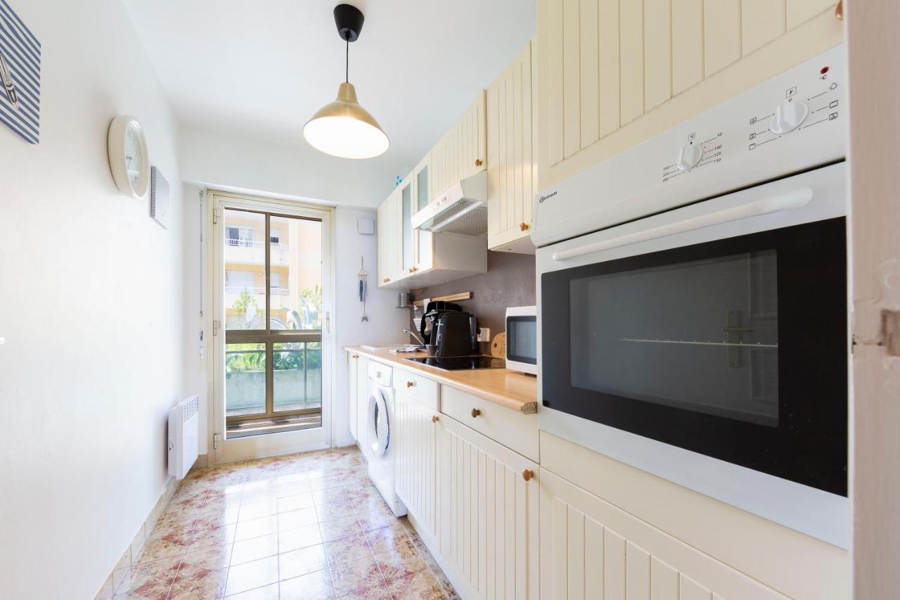 Apartment Seaside Кан Екстериор снимка